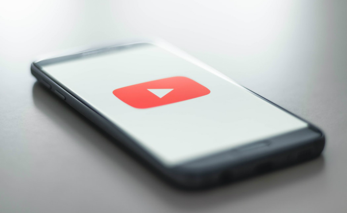 Michigan Senator Proposes Bill That Would Force YouTube To Stop Recommending Videos Featuring Kids