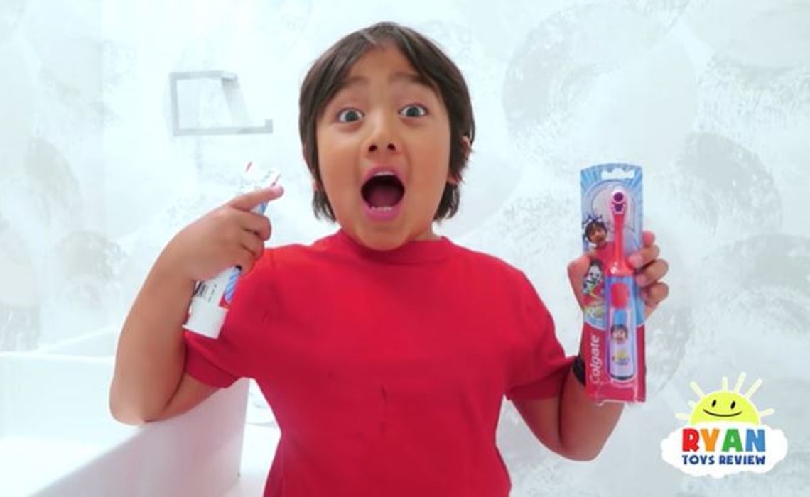 Ryan Toys Review Scrubs Up With Colgate For Children S Oral Care Collection Tubefilter