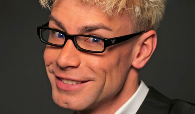 YouTube Millionaires: Murray SawChuck Uses YouTube To Bring The World A Whole Lot Of Magic