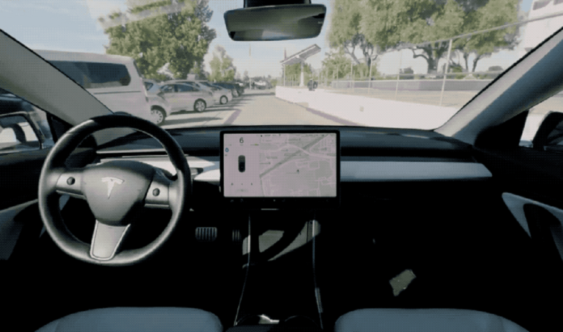 Tesla Brings YouTube, Netflix, Hulu To New In-Car ‘Theater’ Feature