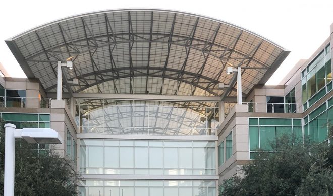 Apple Poaches Longtime Netflix Exec Ruslan Meshenberg To Lead Engineering