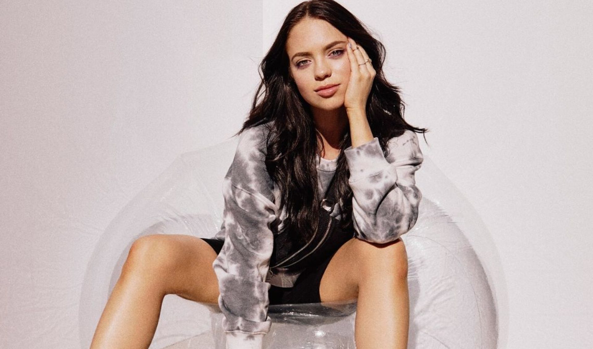 Creators For Good: Claudia Sulewski’s Journey To Shelter Pet Adoption