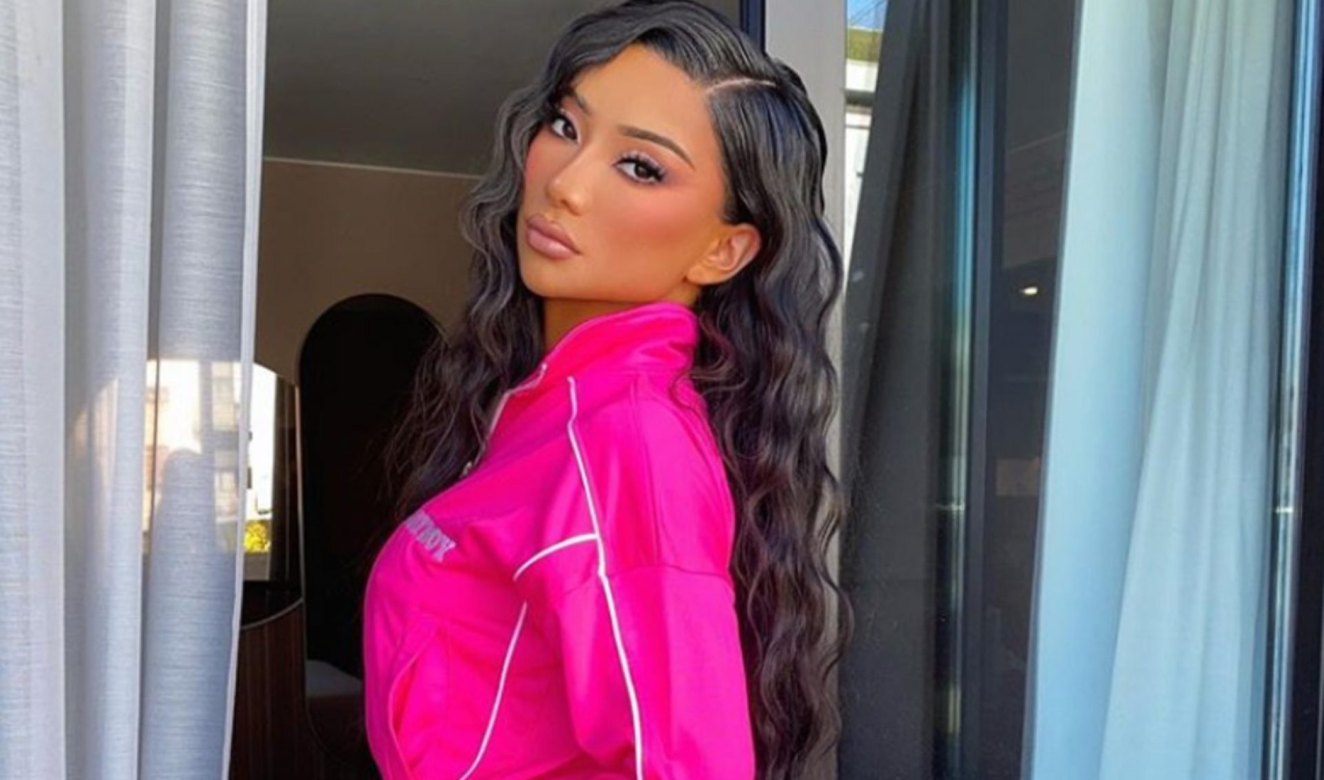 Snap Stock Surges On User, Revenue Growth; Calls Out ‘Nikita Unfilitered’ For 20 Million Views