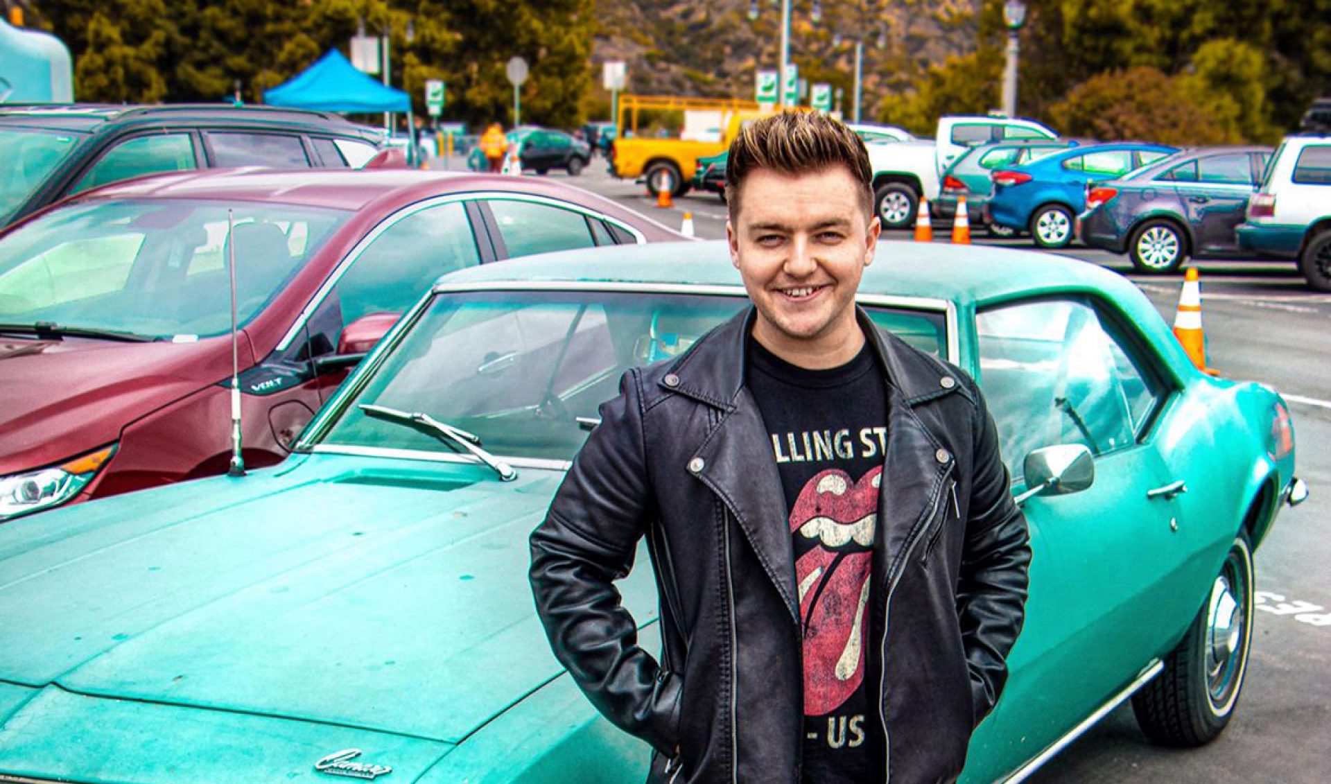 TikTok Millionaires: Cameraman Carl Puts His Friends Front And Center In Playful Prank Content