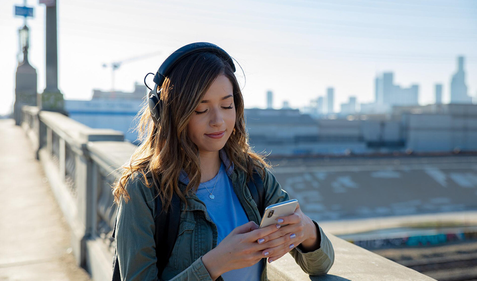 xQcOW, Pokimane Are Twitch’s Top-Earning Streamers Of 2020 (Report)