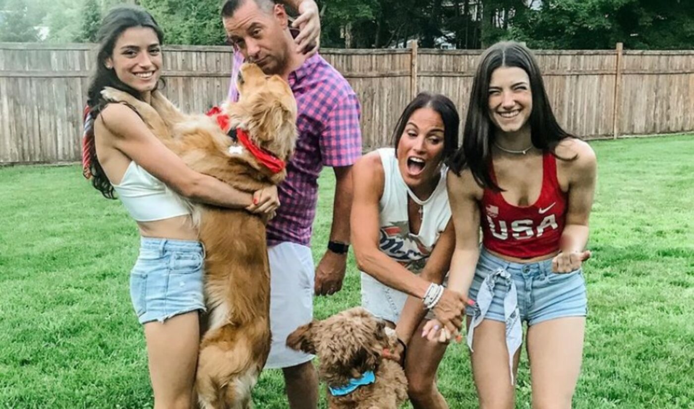 The D’Amelio Family’s Eight-Episode Reality Series To Arrive On Hulu Next Year