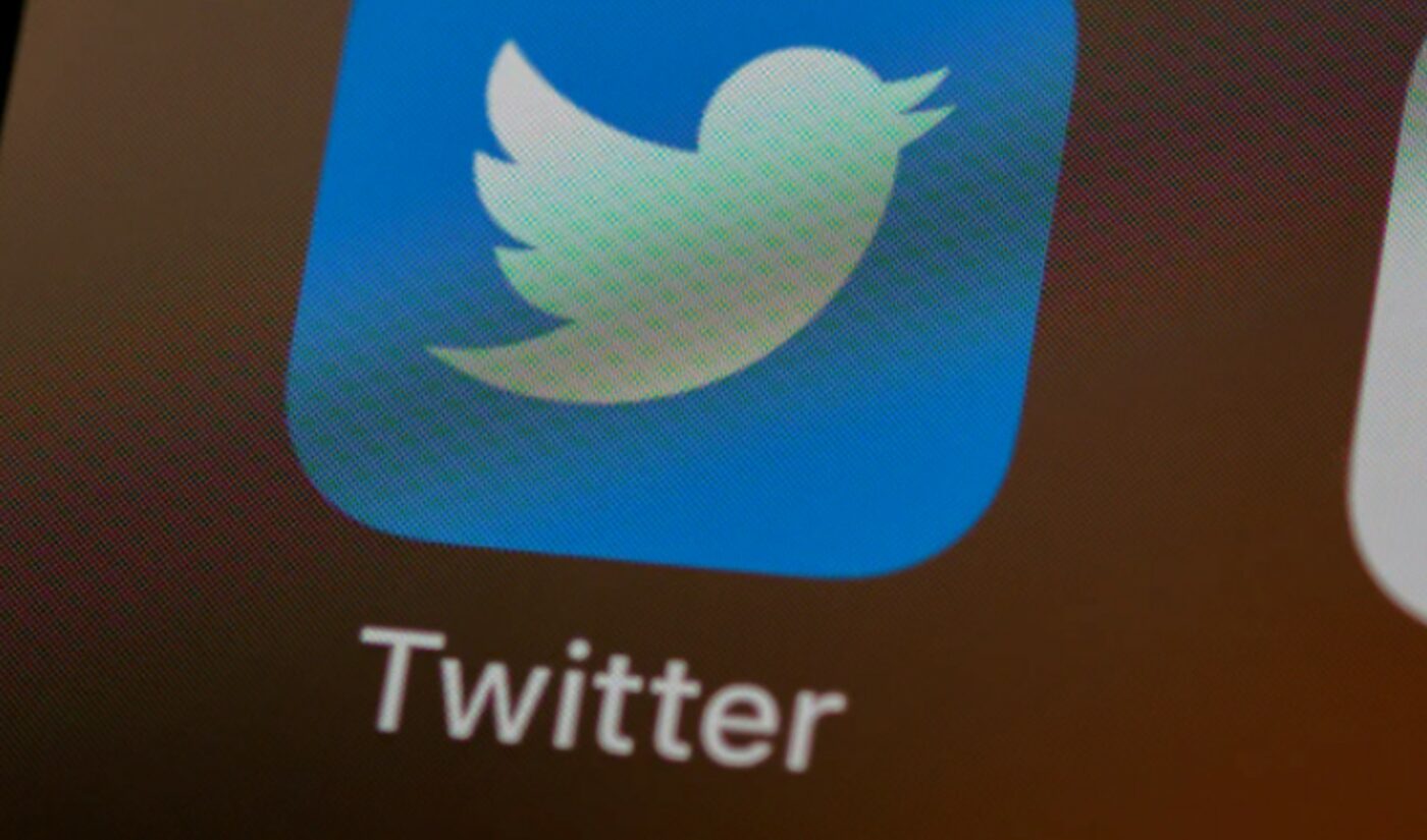 Twitter Testing Ability To Watch YouTube Videos Natively Within App