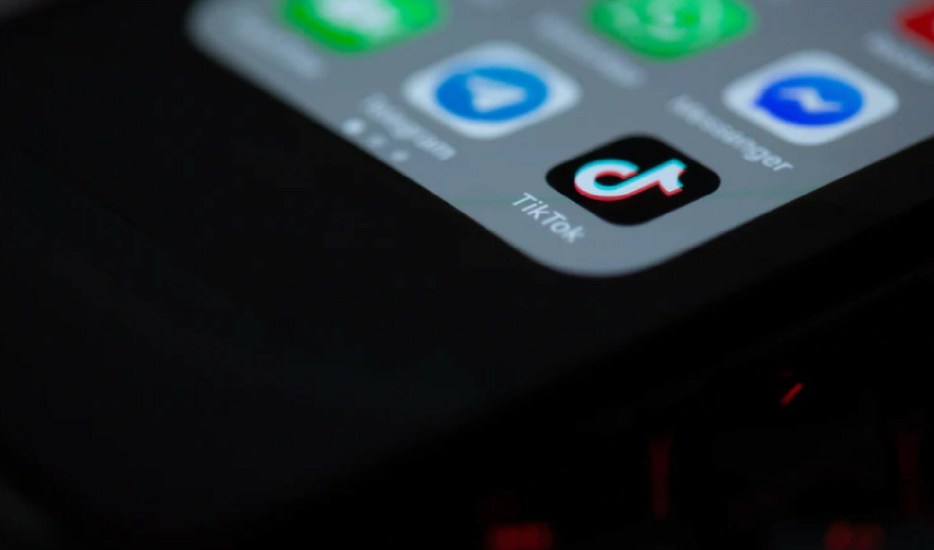 TikTok, IPG Mediabrands Form ‘Creator Collective’ To Connect TikTokers And Advertisers