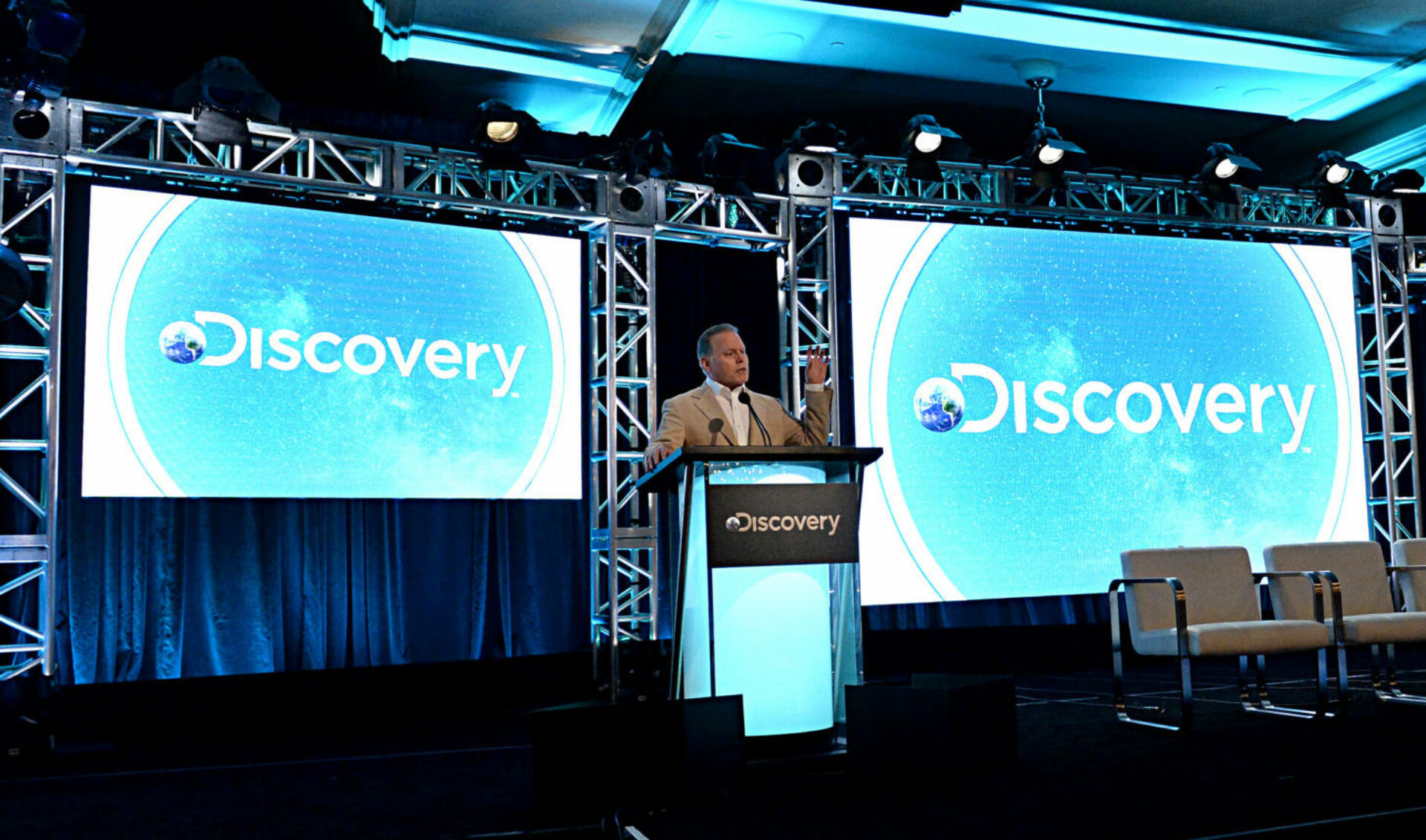 Insights: AT&T, Verizon Say “Never Mind,” Set Off Next Era Of Media Consolidation