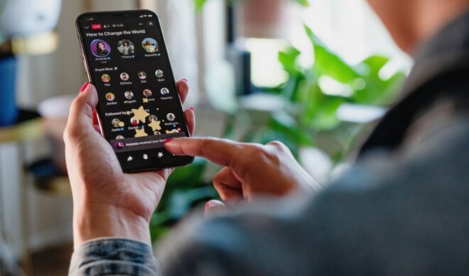 Facebook Launches Clubhouse Copycat ‘Live Audio Rooms’, Begins Natively Hosting Select Podcasts