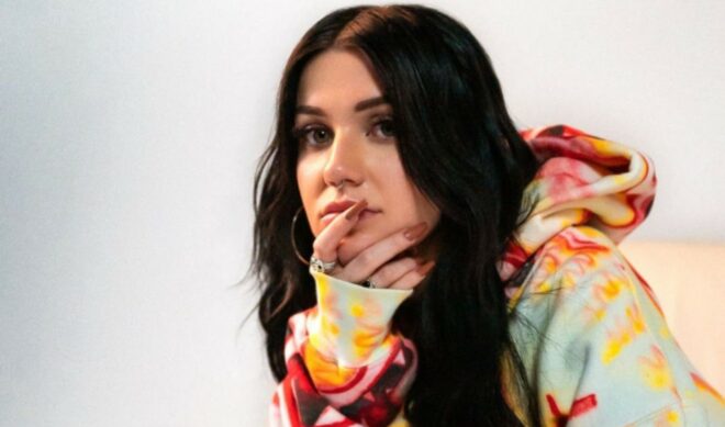 FaZe Clan Signs Budding ‘Call Of Duty’ Streamer Kalei Renay