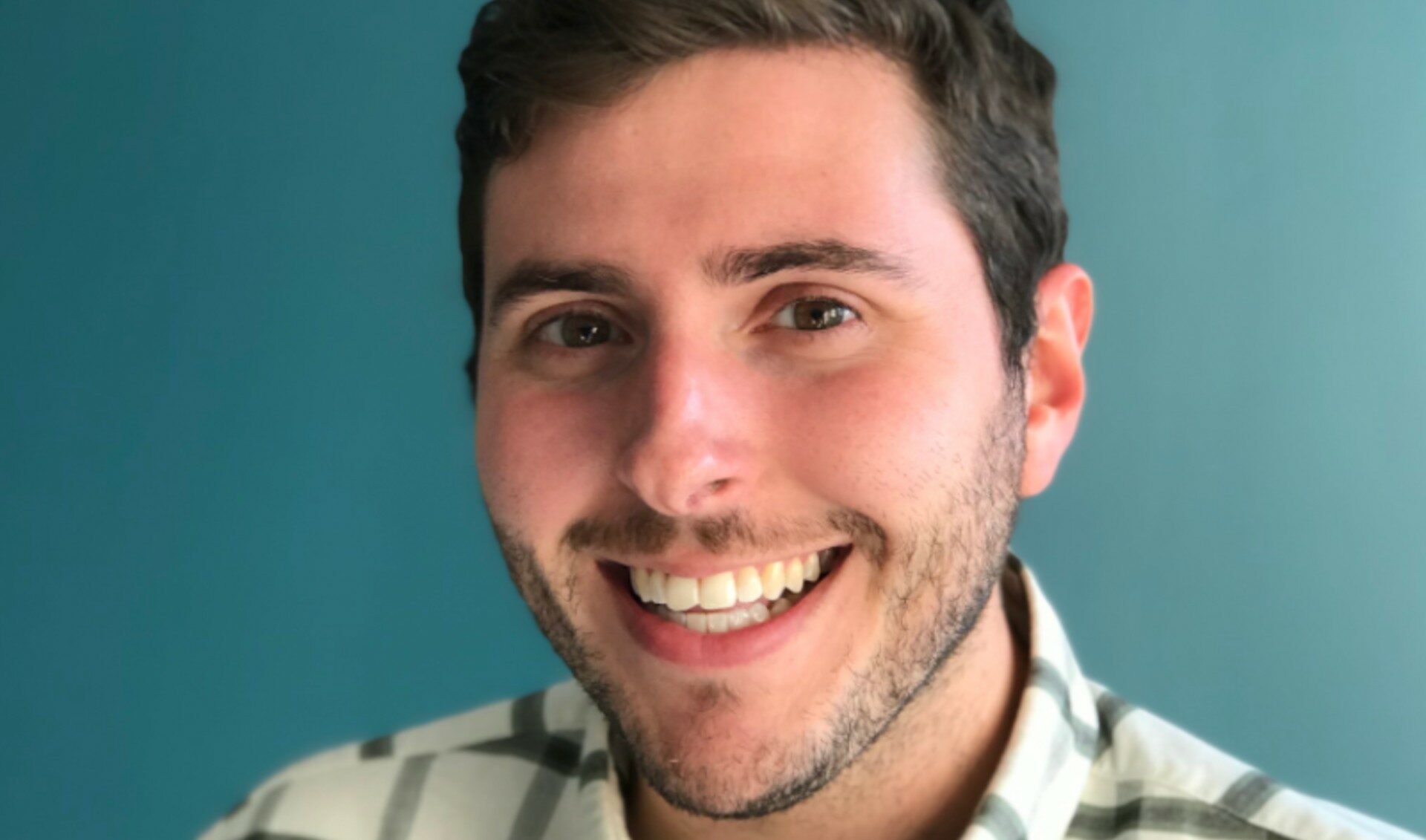 Snapchat Hires 2 TikTok Staffers To Beef Up ‘Spotlight’, Names Head Of Fashion And Beauty Partnerships