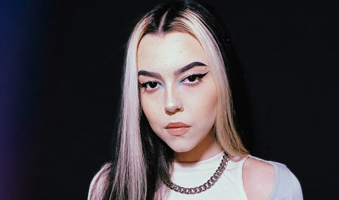 YouTube Millionaires: Thanks To YouTube, Violet Orlandi Is Taking The Stage In Her Own Recording Studio