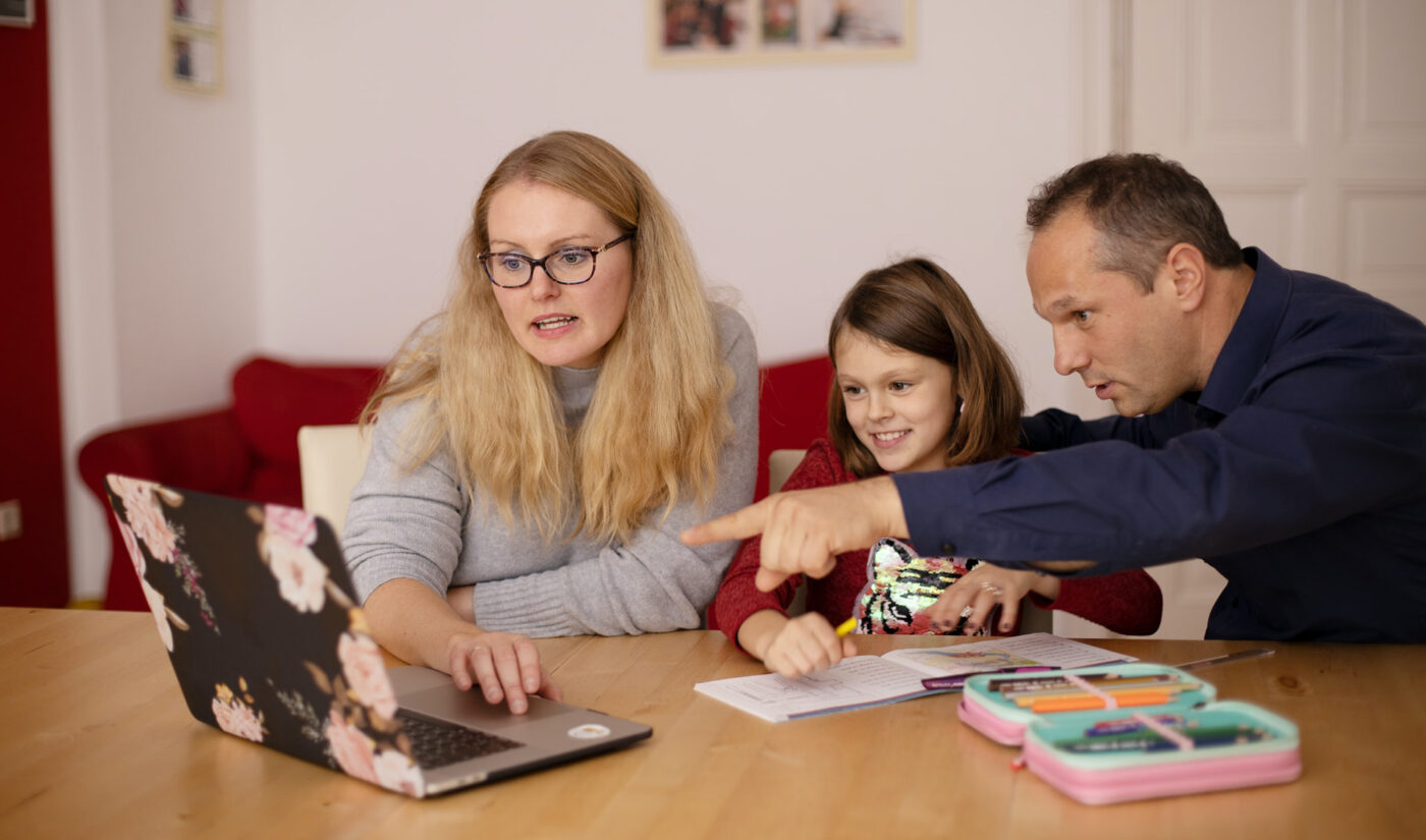 U.S. attorneys general want TikTok and Snapchat to give parents more control of kids’ DMs