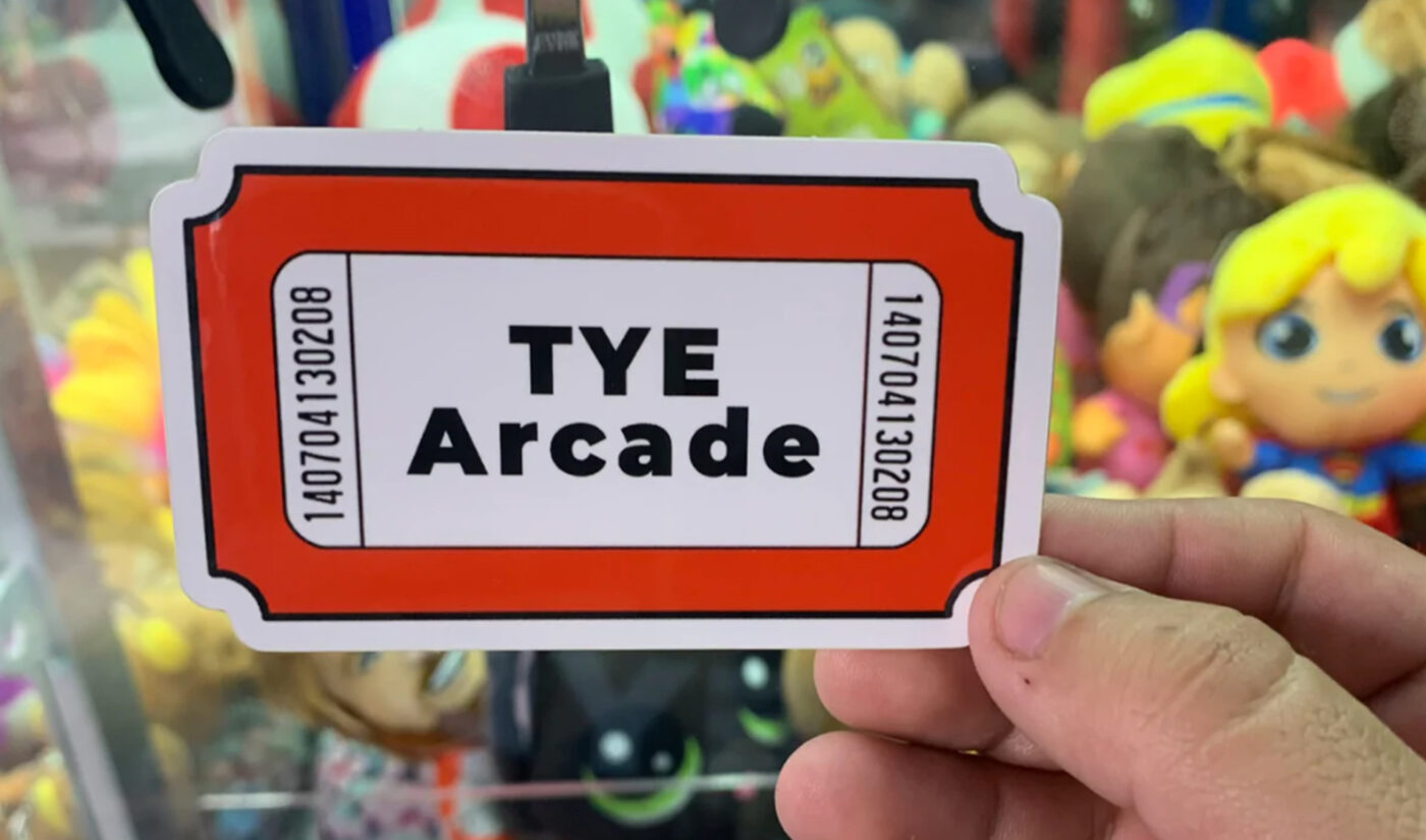 YouTube Millionaires: TYE Arcade can win almost any claw machine–and he wants to help his viewers do it, too