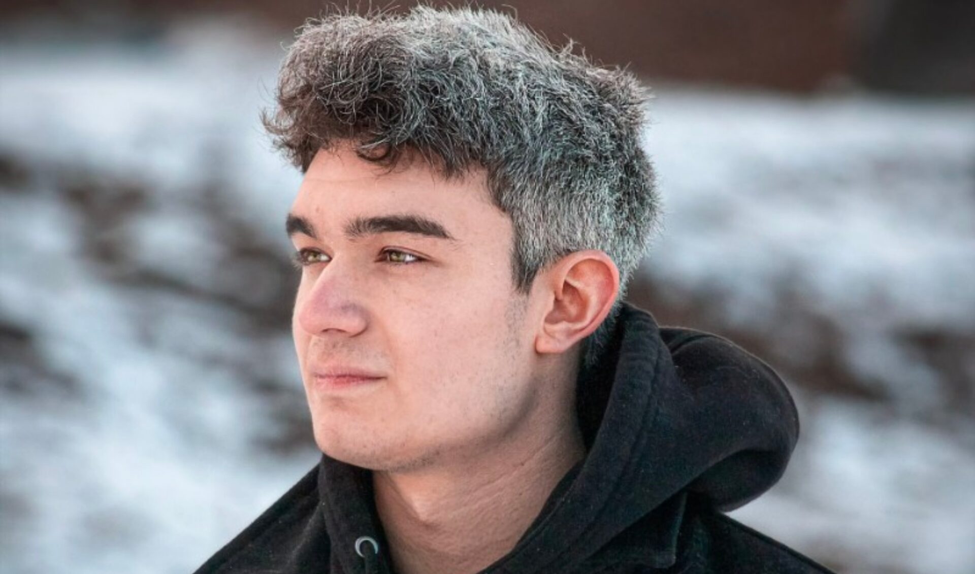 After raising $2.5 million for Voyce.Me, a Gen Z founder is building a home for “English original manga”