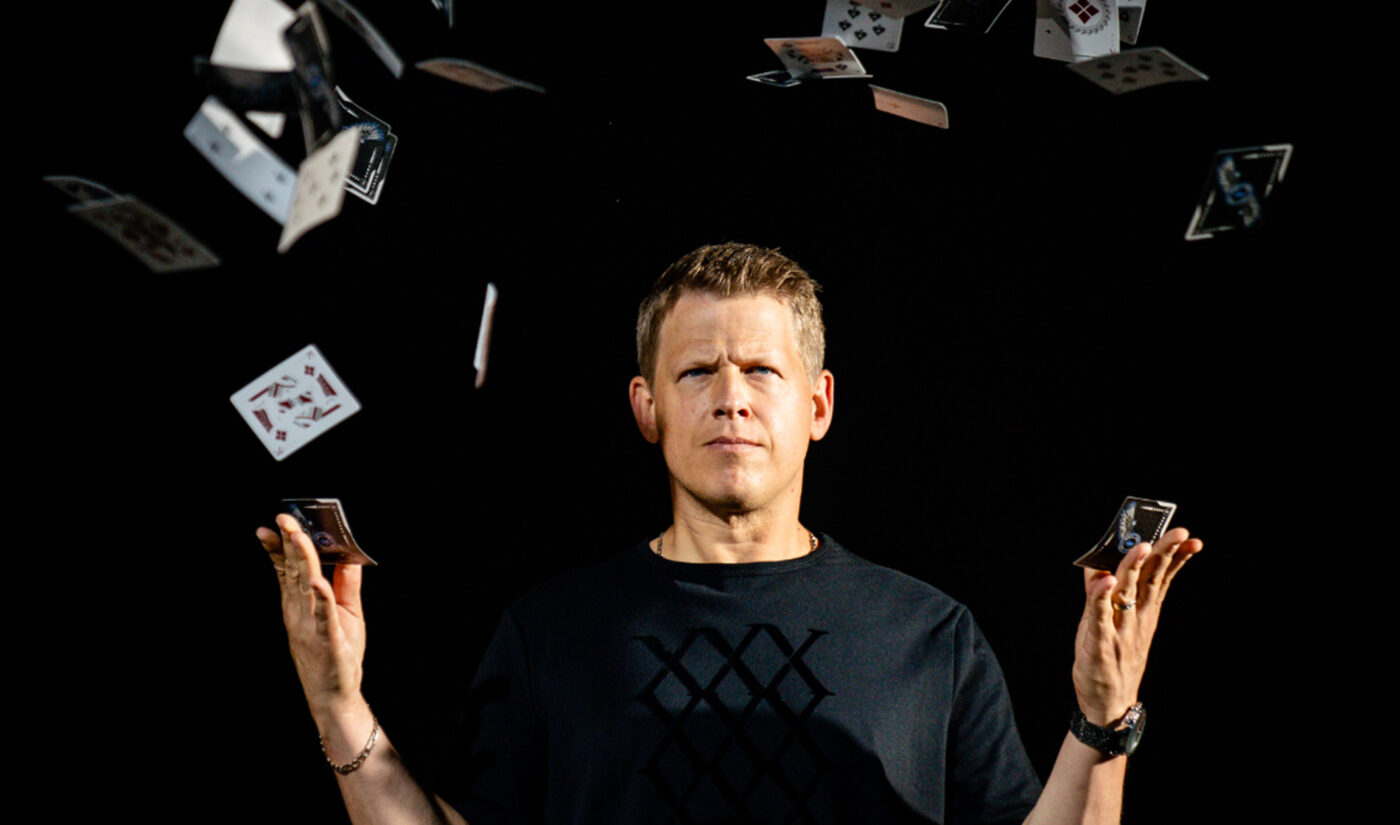 YouTube Millionaires: How career magician Rick Smith Jr. threw his way to a million subscribers