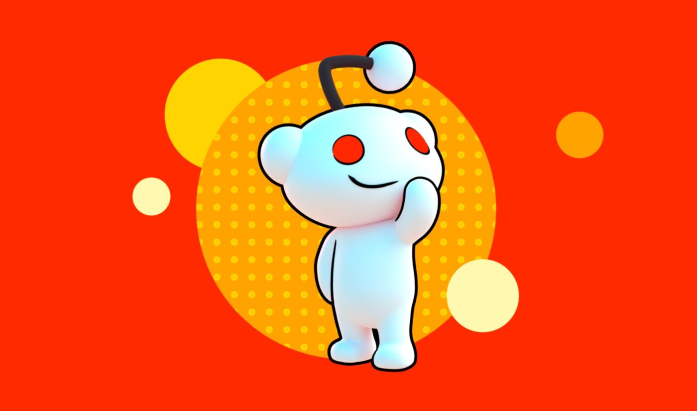 Reddit is separating its feeds for users who want to “Read” or “Watch”