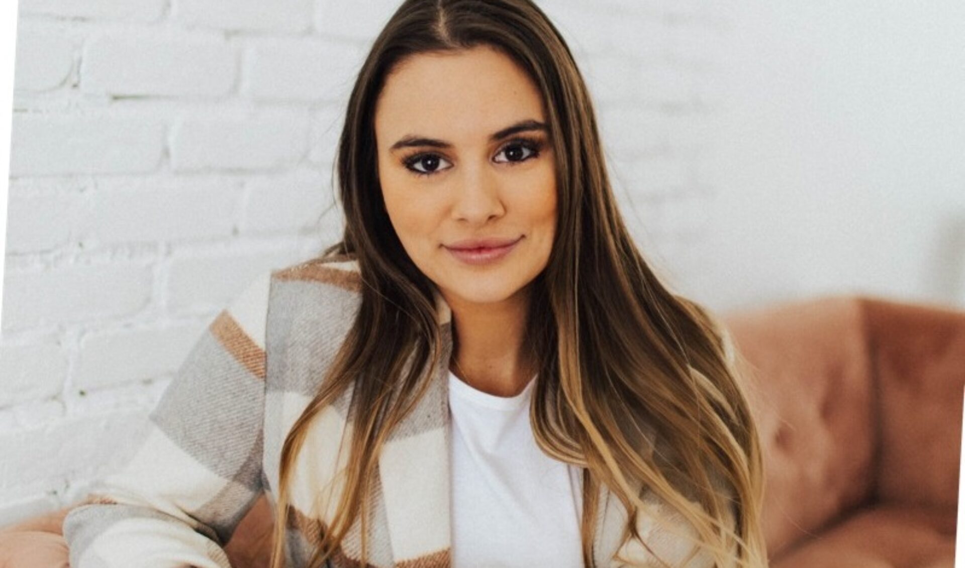 Creators on the Rise: Rachel Meaders comes from a family of entrepreneurs. So she uses her platform to spotlight small businesses.