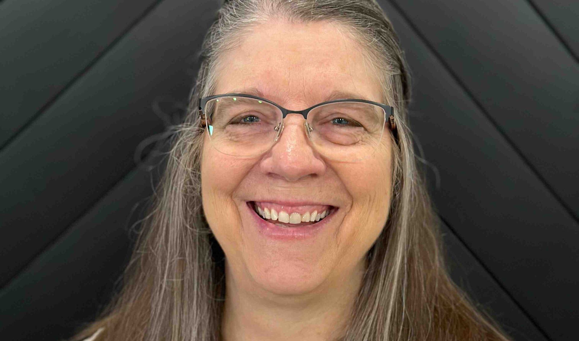 Streamers on the Rise: This 58-year-old grandma can kick your ass in Call of Duty