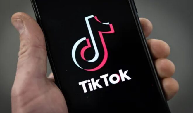 TikTok encourages advertisers to “connect with” viewers as agencies prepare for potential ban
