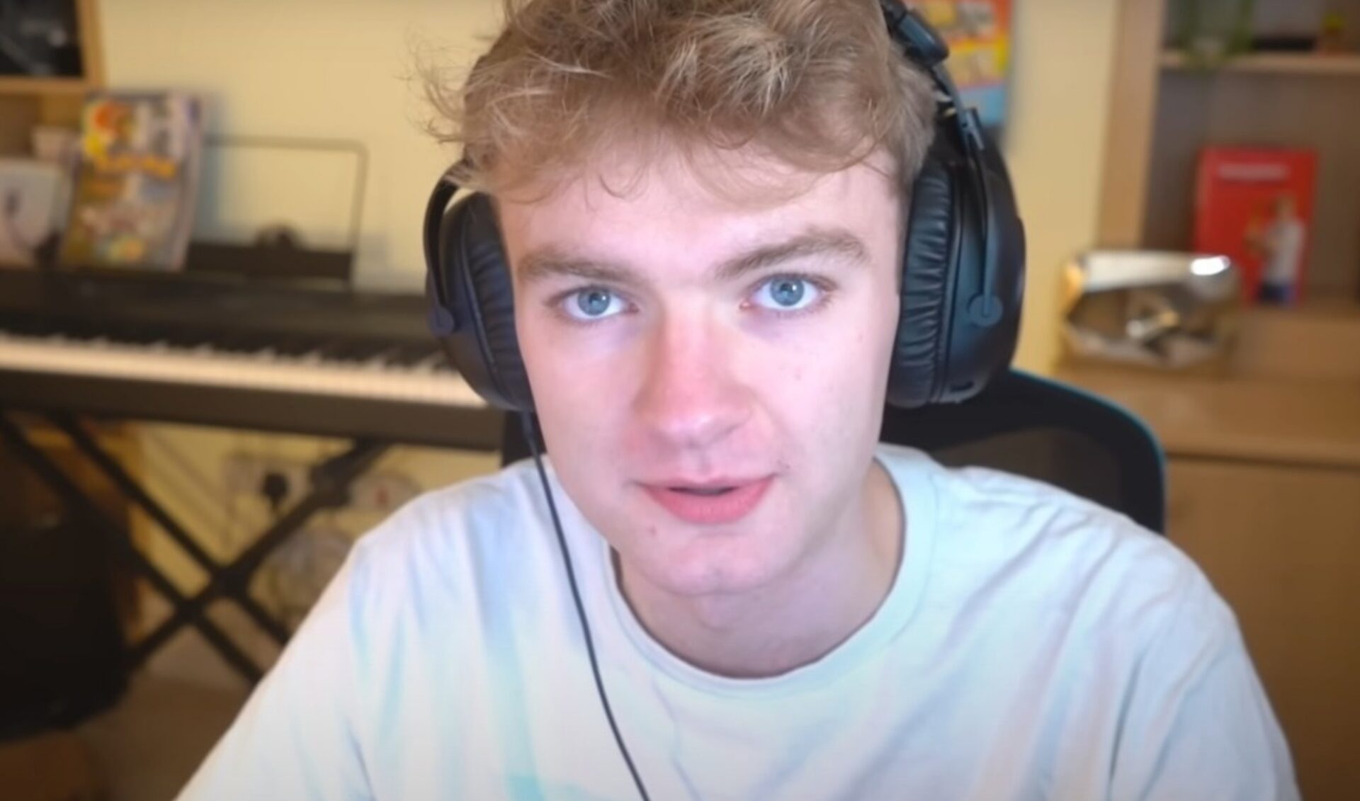 Have you heard? The Dream SMP stars are fighting and Bob Dylan is a little late to join TikTok.