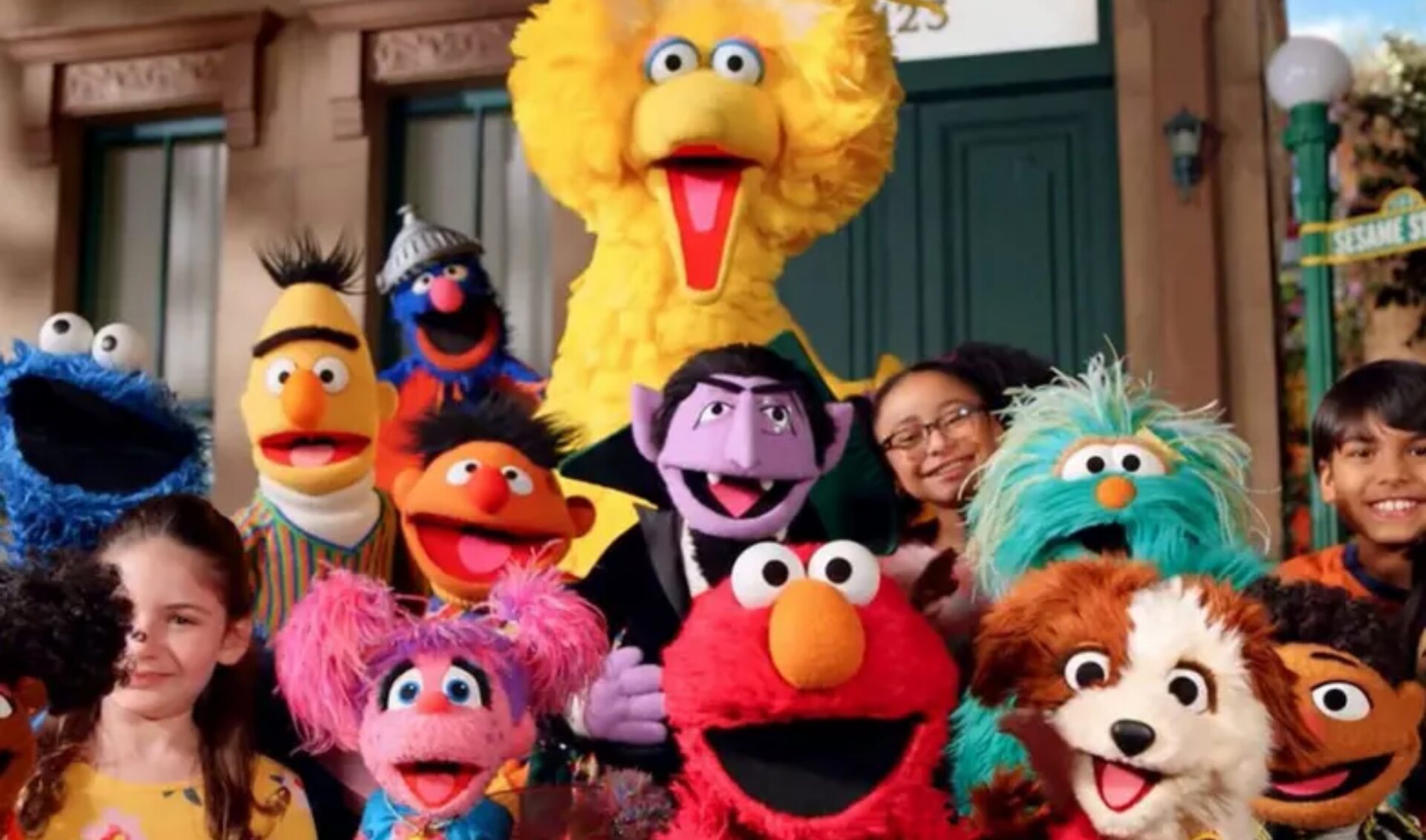 Want to make good kids’ videos? YouTube can tell you how to get to Sesame Street.