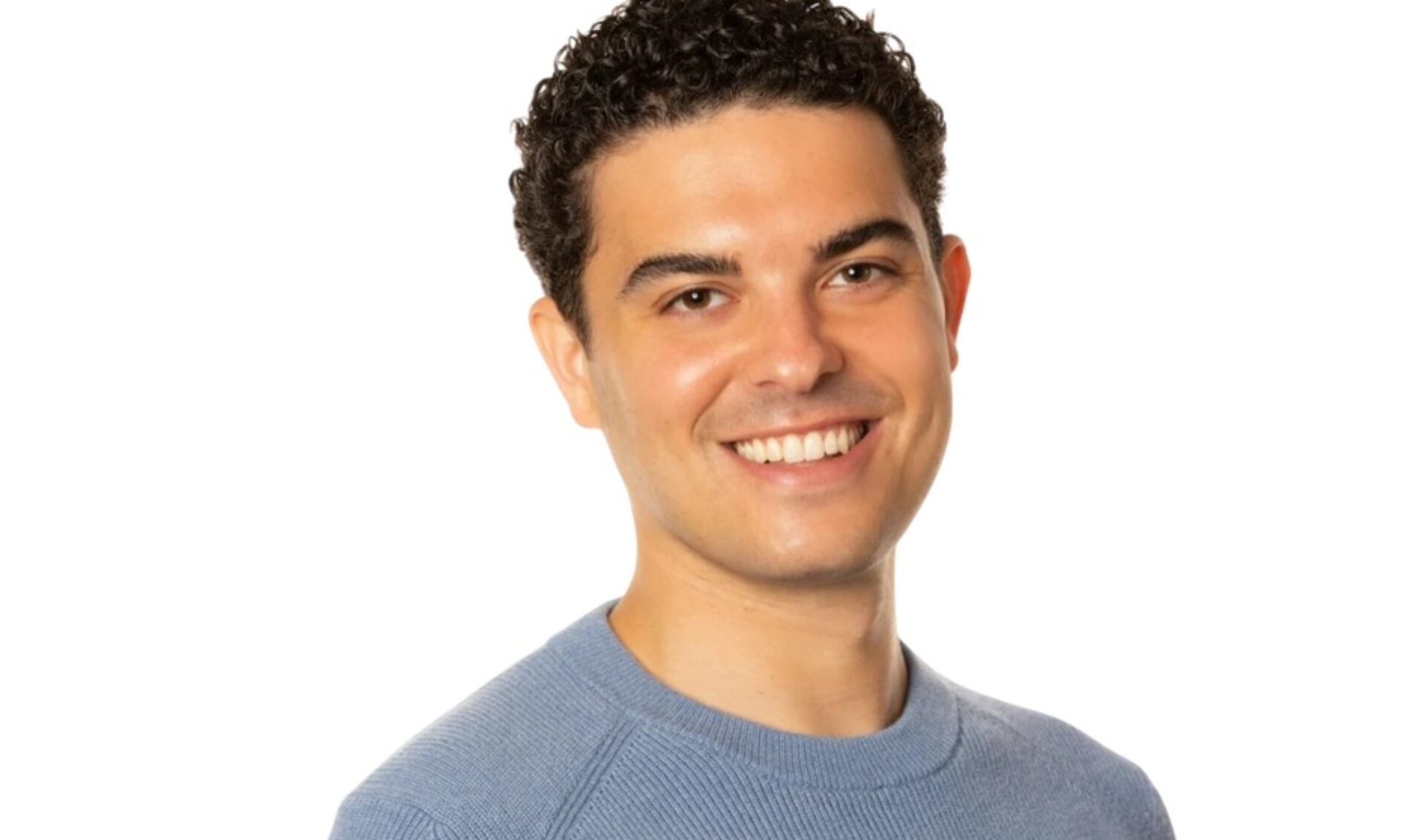 “I’m a neurotic gay Jew. I’ve been funny my whole life.”: Max Cohen on becoming the internet’s favorite Murray Hill Boy