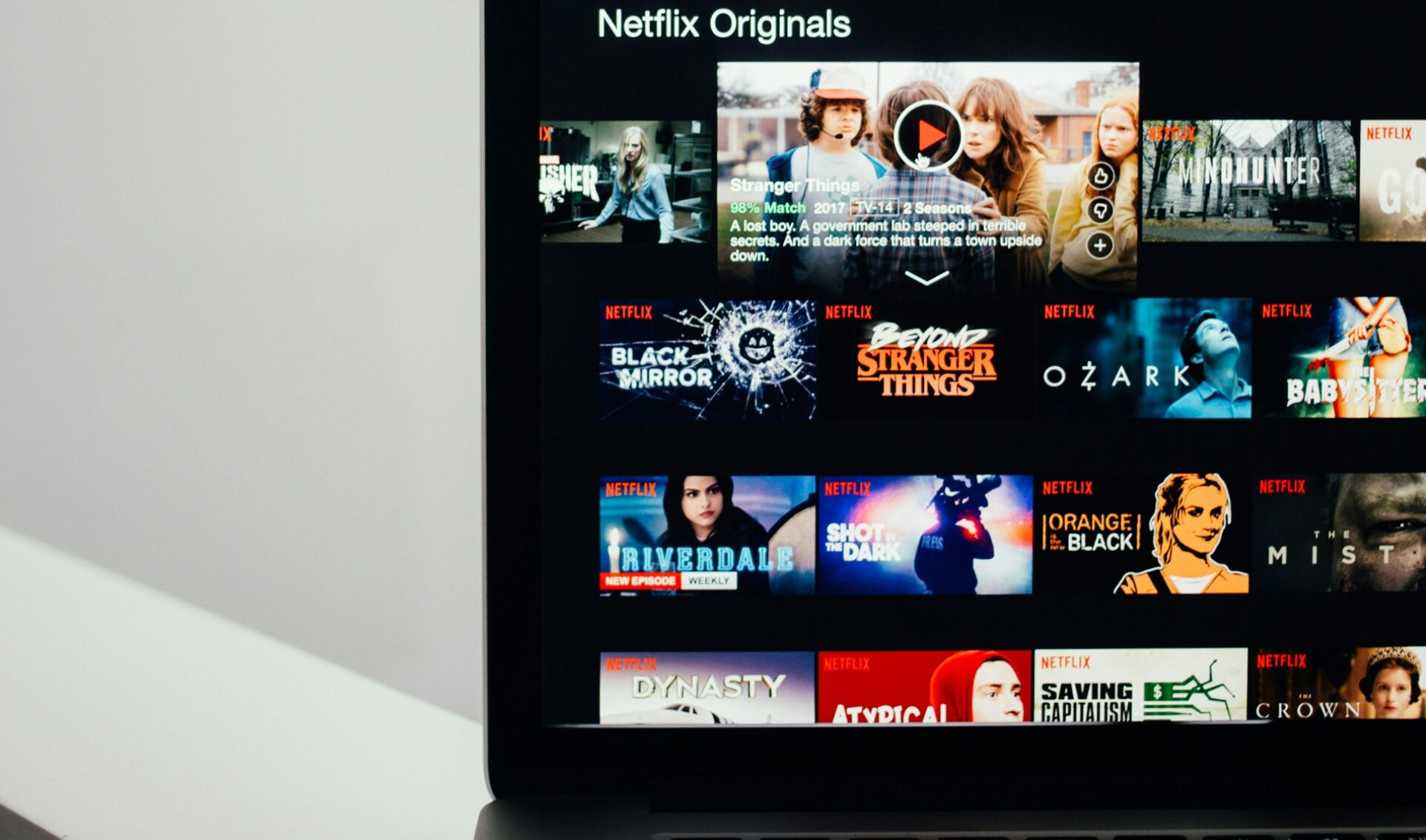 Netflix CEO says YouTube “is TV”: “We all compete with them in every dimension”