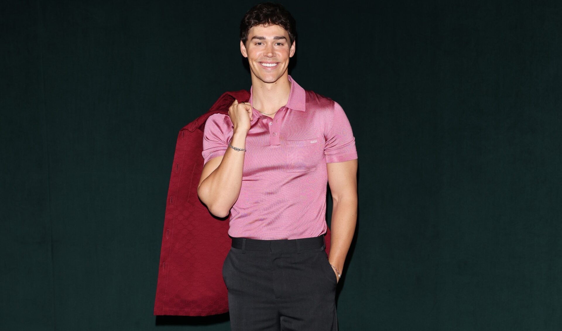 Have you heard? Noah Beck becomes a ‘Baywatch’ heartthrob while tic-tac-toe becomes an esport.