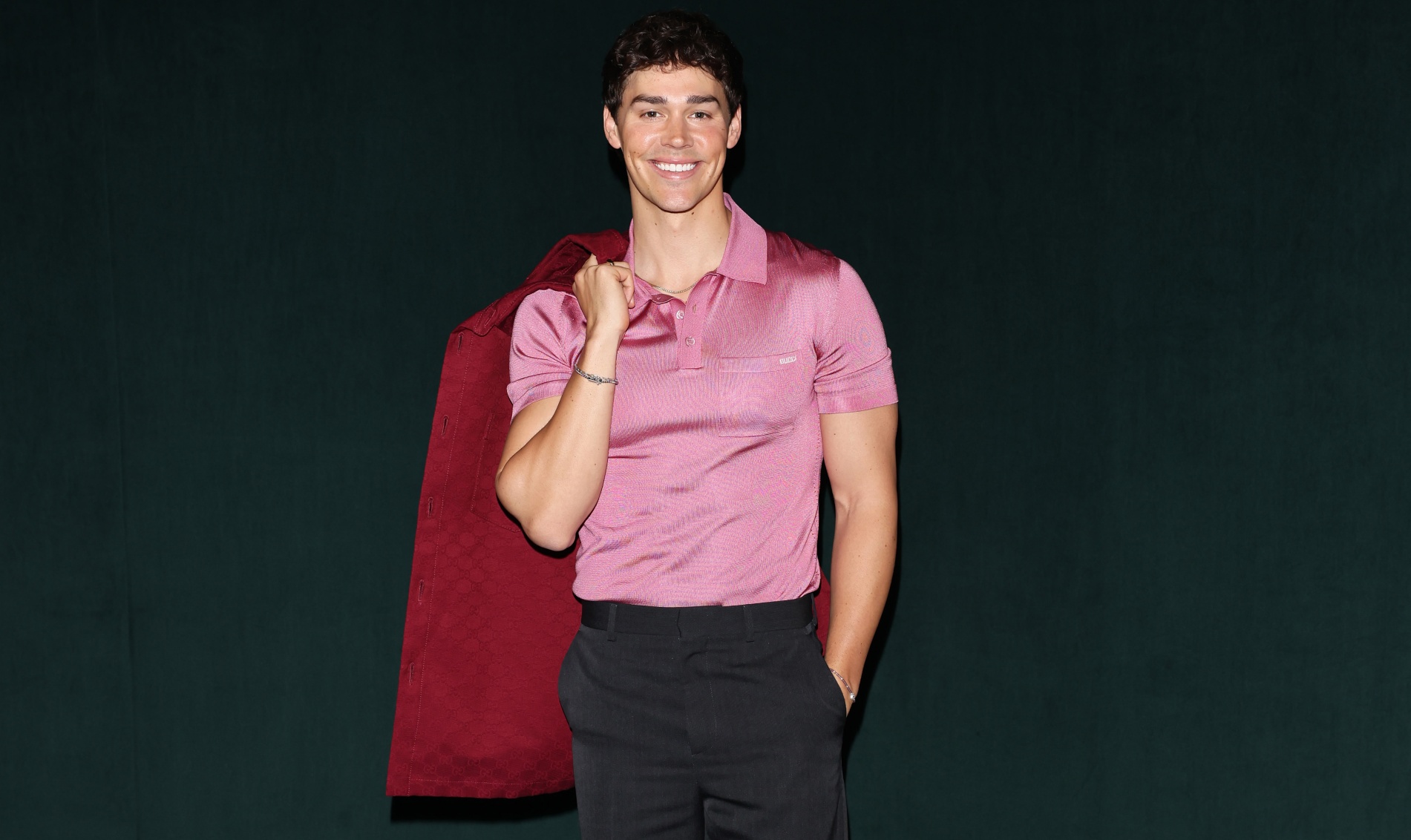 Have you heard? Noah Beck becomes a ‘Baywatch’ heartthrob while tic-tac-toe becomes an esport.